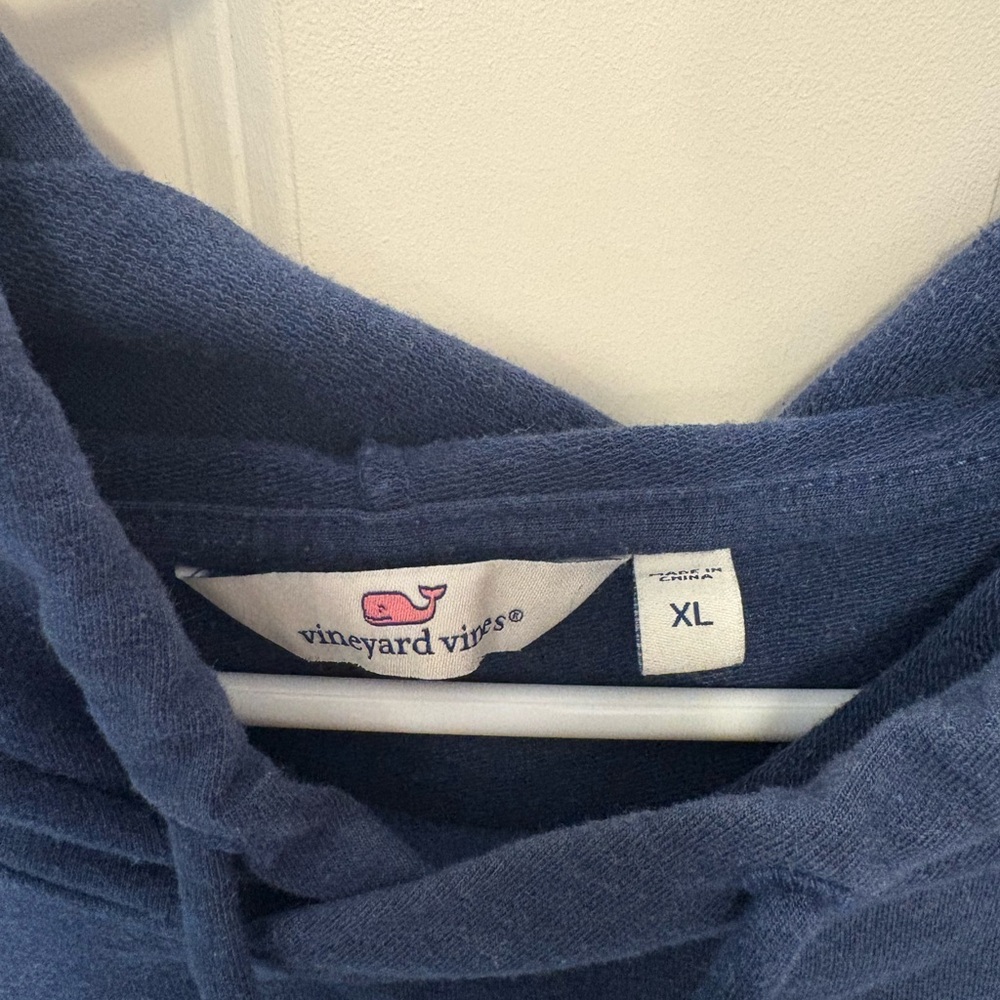 Vineyard Vines hooded sweatshirt - Picture 3 of 10